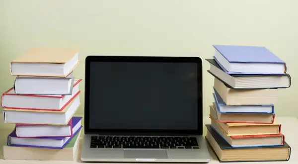 Sprzedaż książek online: Kompletny poradnik, jak zyskać!